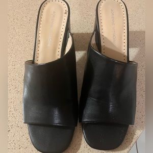 Size 10 black mules